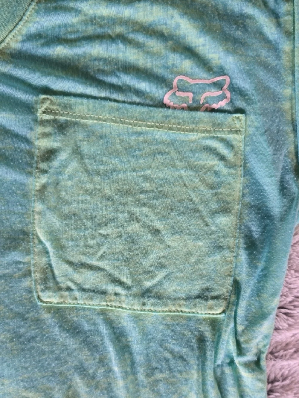 Fox Head Women's Mint Green Tie-Dye V- Neck Tee - Picture 4 of 8